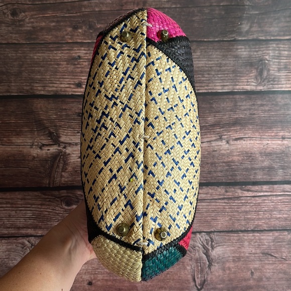 VINTAGE | Straw woven colour block structured handbag - Picture 7 of 9